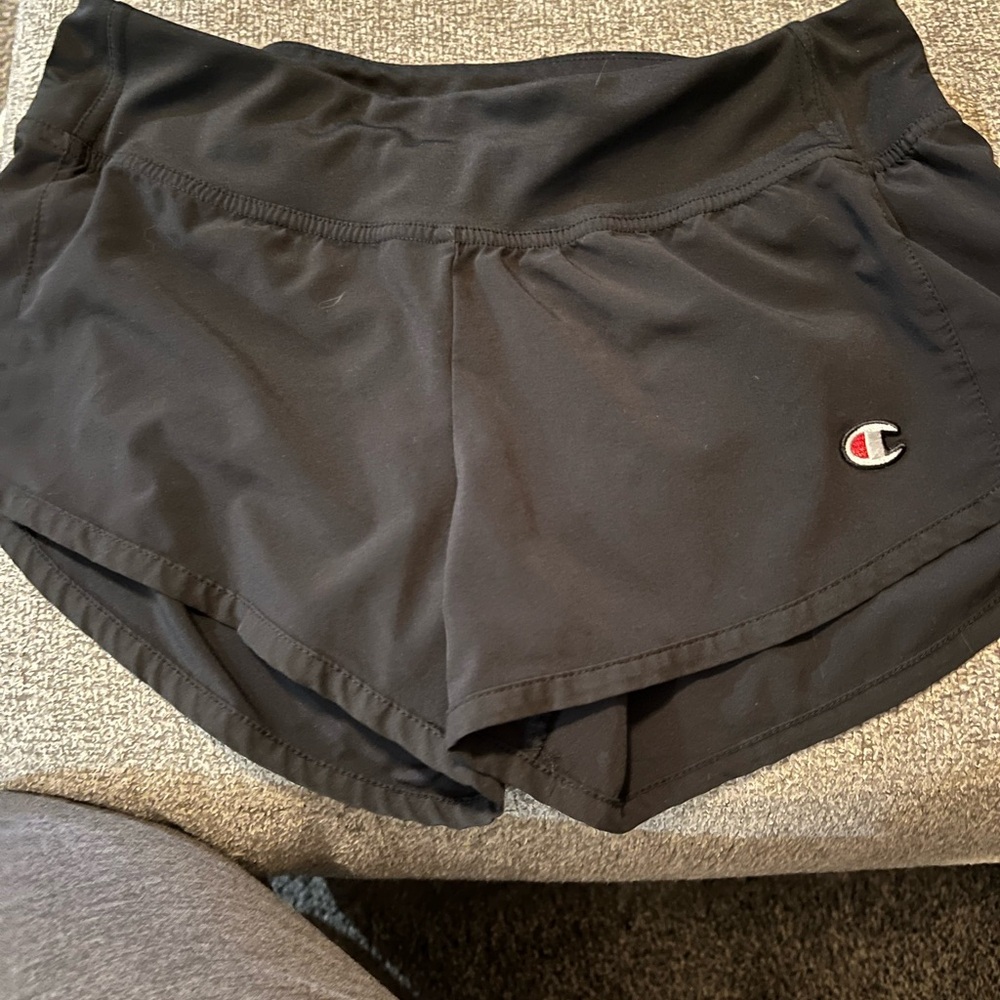 Champion Women's Black 2.5 in running Shorts